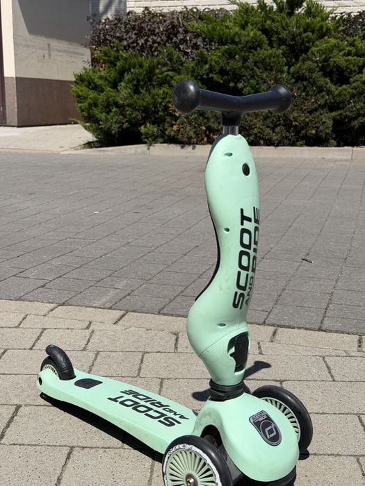 Scoot and ride plus kask