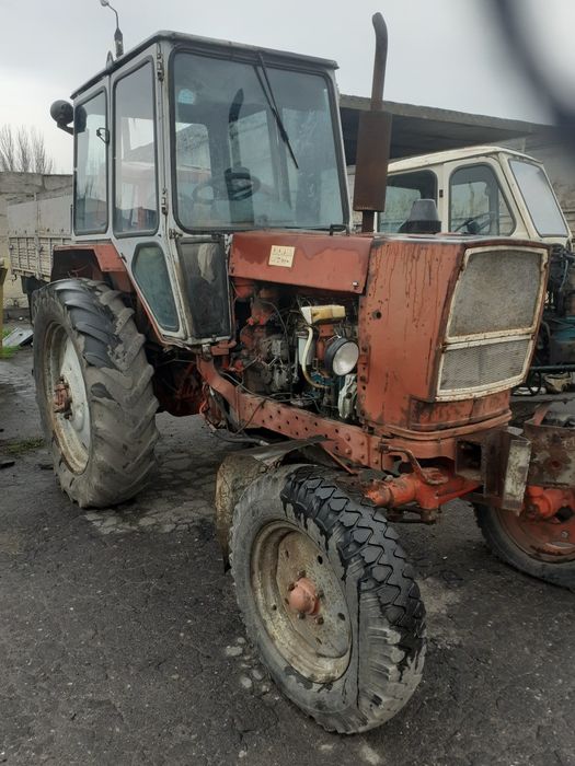 Запчасти трактора Юмз: мосты, двигатель, кабина,  капот,навеска