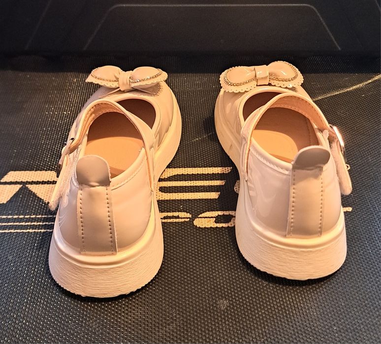 Туфлі для дівчинки  33 розмір