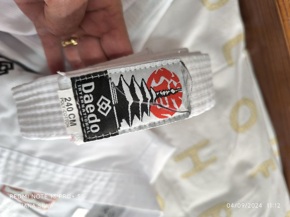 Kimono para Taekwondo semi novo