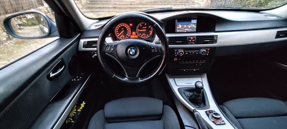 BMW 318D 143cv 2011