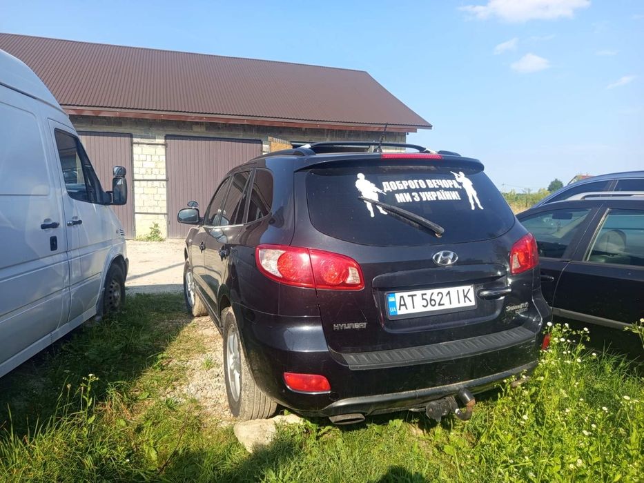 автомобіль  хюндай