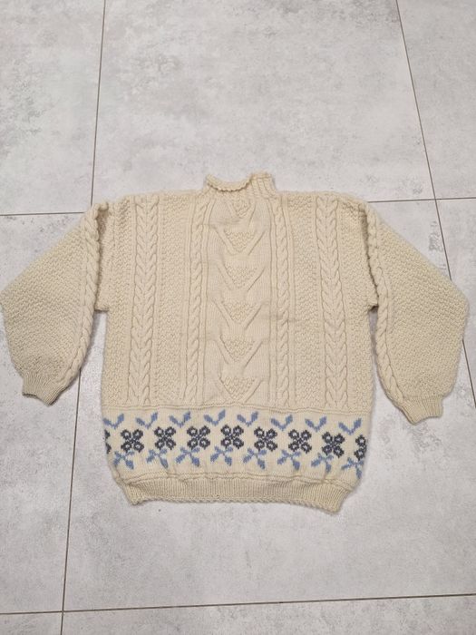 Sweter wełniany Handmade