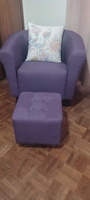 Conjunto poltrona e puff