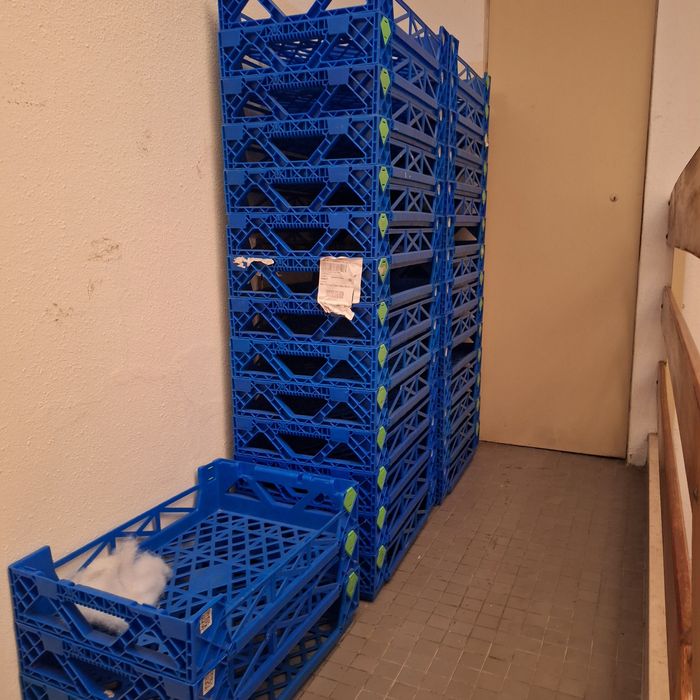 Caixas de plástico em excelente  estado !