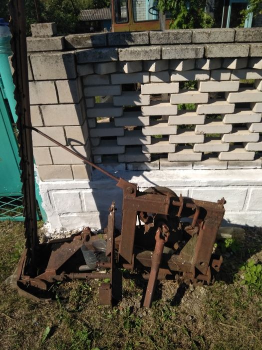 Косарка начіпна двохножова.