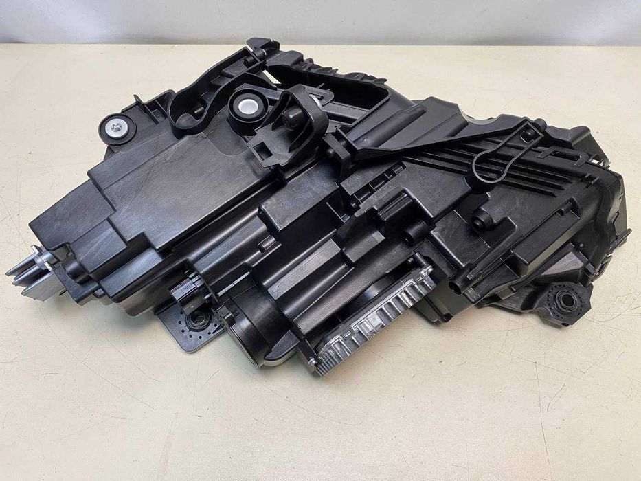 Фара фари оптика Lamborghini Urus matrix 2024 нові матриці оригінал