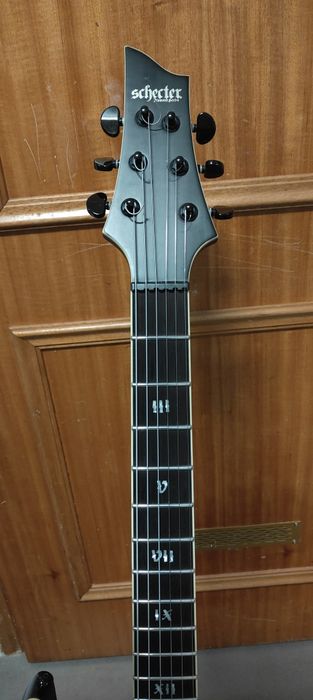 Schecter C-1 SLS Evil Twin