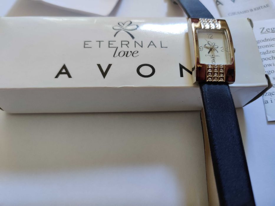 Женские наручные часы, кварцевые часы, Avon