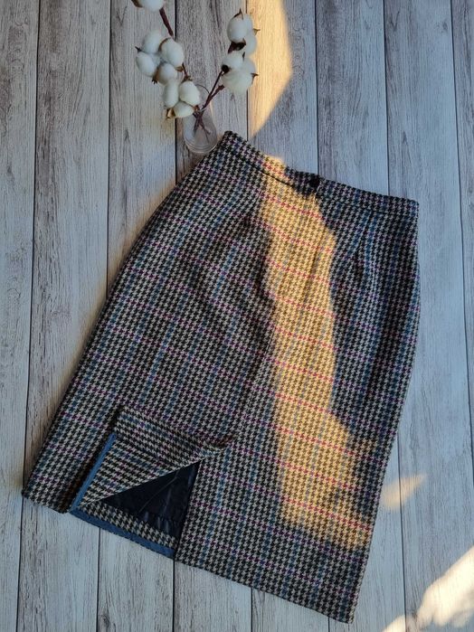 Шерстяная юбка в гусину лапку карандаш классическая