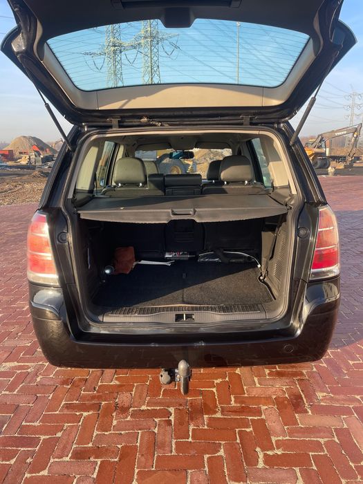 Opel Zafira B 2008