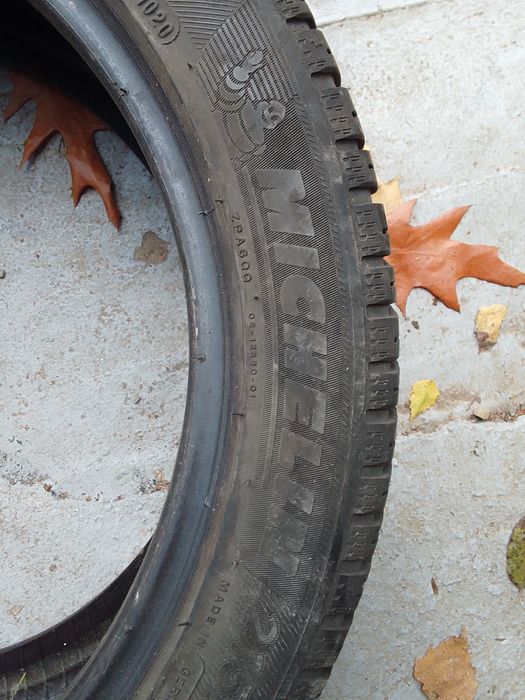 Opona wielosezonowa 215/45r17 MICHELIN 2020r 6mm