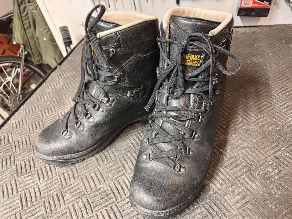 Buty taktyczne wojskowe zimowe Maindl 44 bez uszkodzeń na quad