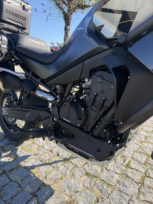 CF Moto 800 MT Explore