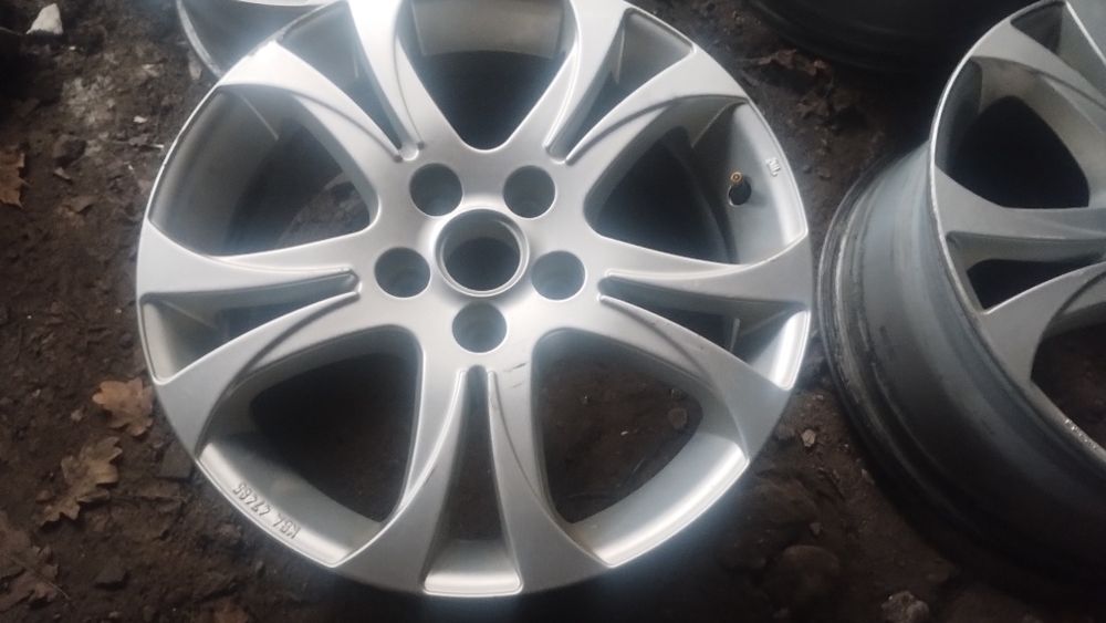 5x114,3  17 cali toyota Prius 2 itp