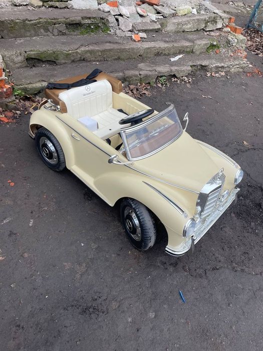 Електромобіль Ramiz Mercedes Benz 300S RETRO