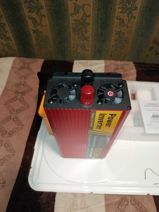 Инвертор 12V інвертор чистий синус 6600 Watt червоний красный