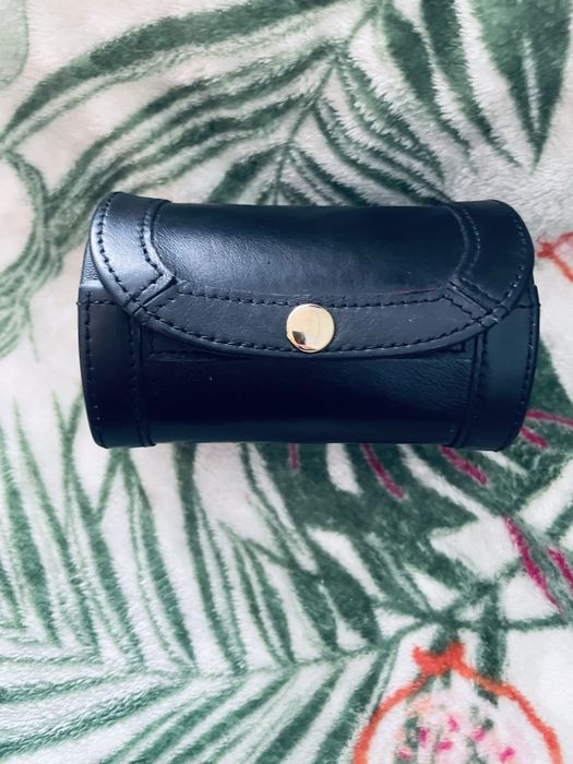 Etui, pudełko, organizer na 2 zegarki. Uzywany.