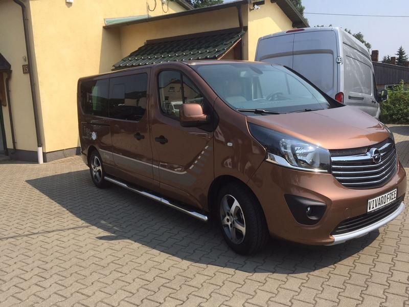 Bus 9 osobowy wypożyczalnia wynajem busów tanio