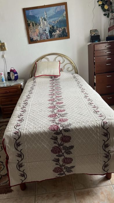 Cama de solteiro articulada elétrica com colchão