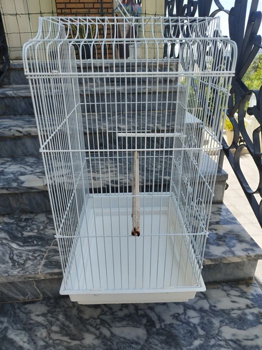 Gaiola grande para pássaro