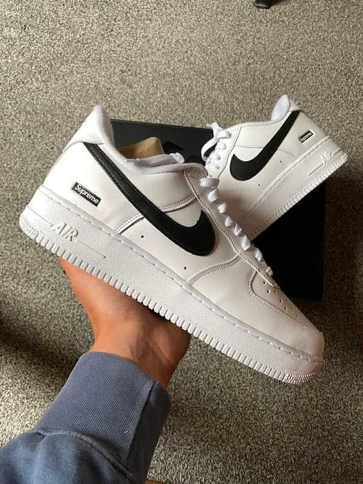 Nike Air Force 1 Low Supreme White Black R.42