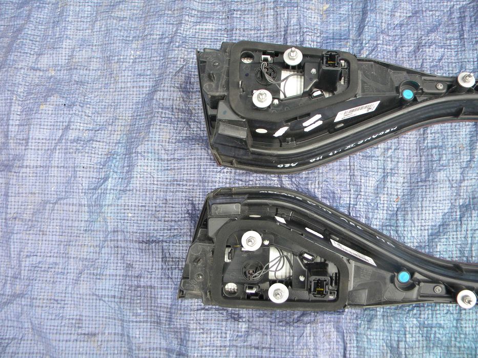 RENAULT MEGANE IV HB LAMPA Prawa Lewa w Klapę ORYGINAŁ Części Opolskie