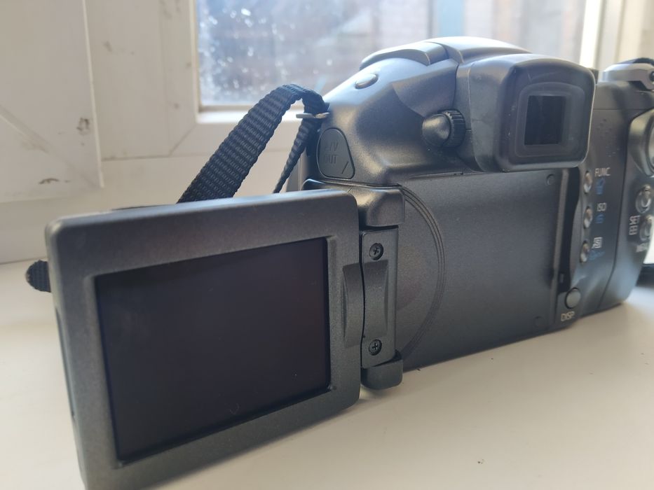 Фотоопарат Canon кенон на запчастини