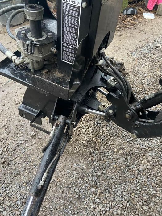 Braço de escavaçao para trator