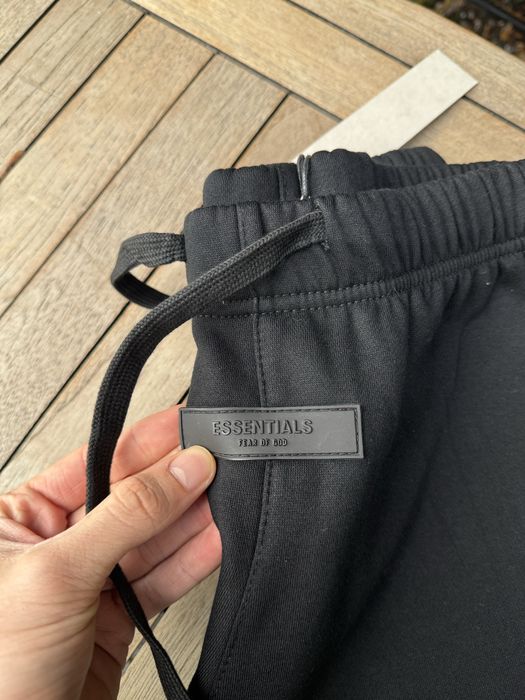 Штани Essentials чорні чоловічі штаны Ессеншиалс серые мужские флис