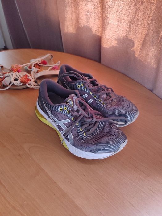 Кросівки чоловічі asics