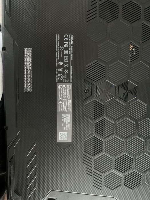 Asus gamingowy / RTX / 16GB / SSD