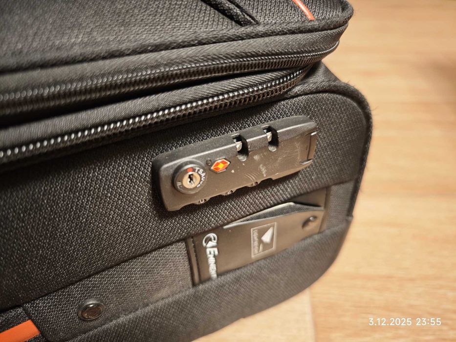 Walizka Eminent duza 60x40x30 cm