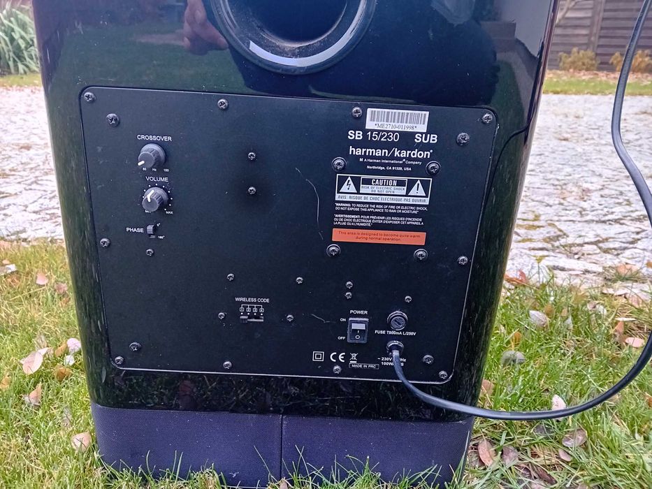 Subufer  Harman/ kardon  15/230 SUB
