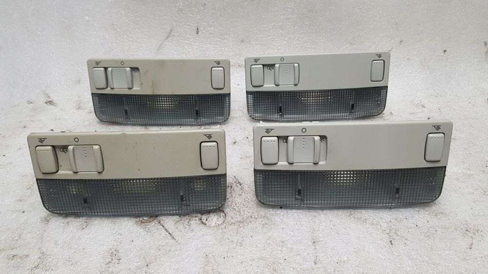 lampka oświetlenia wnętrza szyberdach 1j0947105