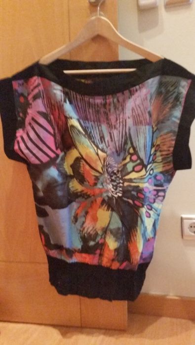 Blusa marca Desigual