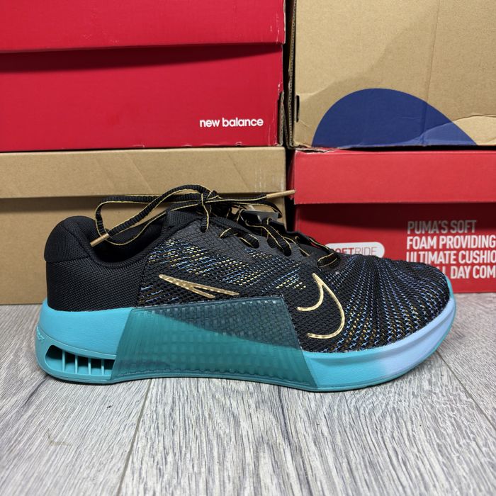 кросівки Nike Metcon 9 (42 розмір, 27 см устілка)