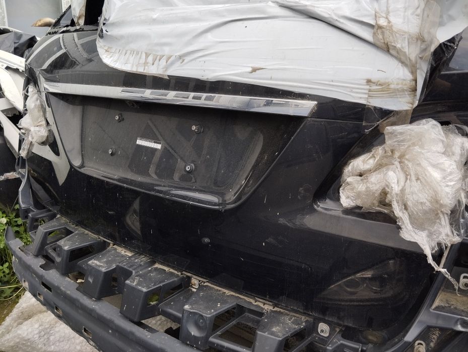 Мерседес Mercedes Двері дверка задні праві Ml gle w166