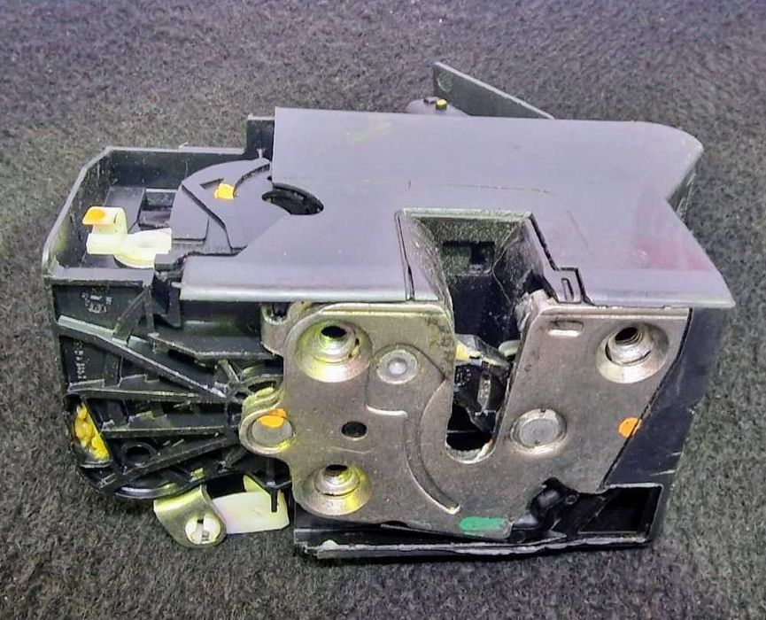 Fechadura / Fecho Porta Frente Direito 805026816RG - DACIA SANDERO II