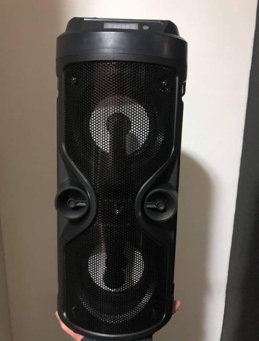 Coluna de som Karaoke Portátil super potente com Bluetooth e micro. Novas!