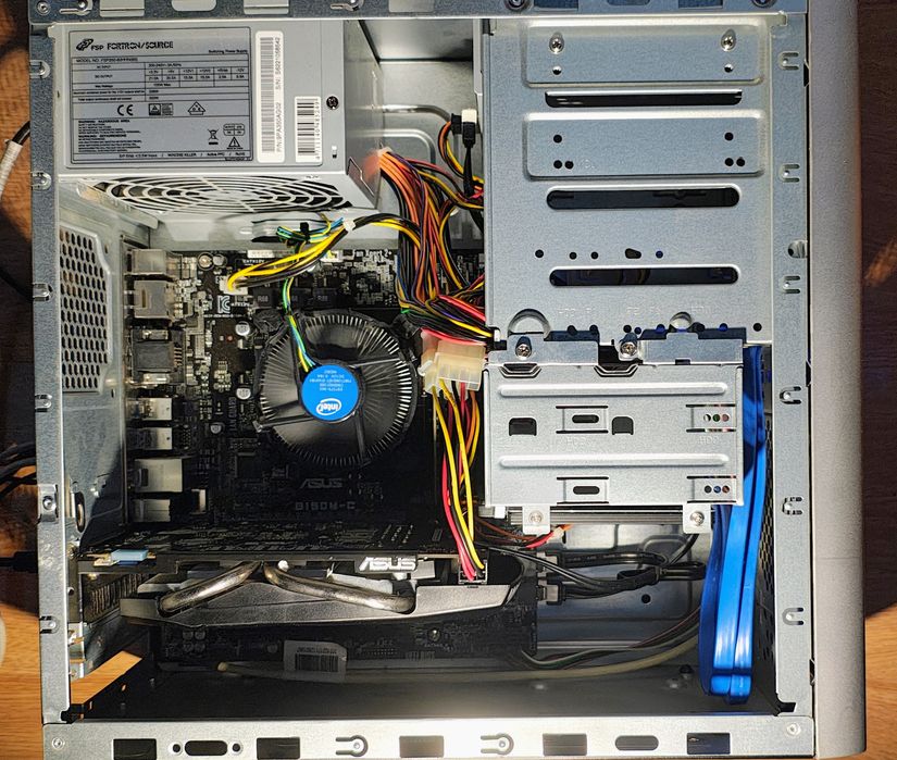 Intel i5-6500 RAM 16GB GTX550Ti SSD256GB
