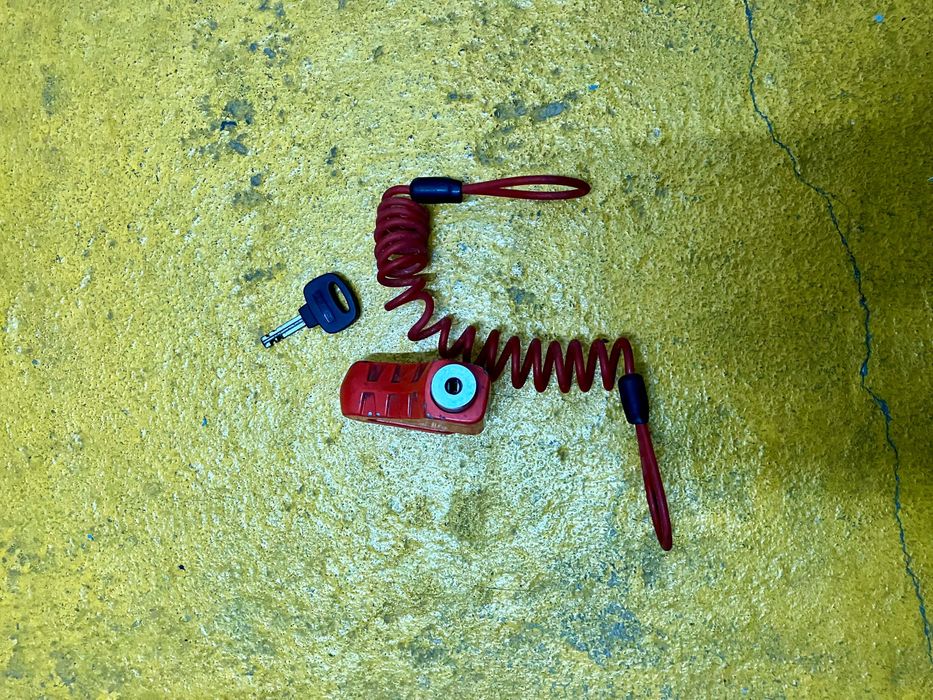 Cadeado com esticador de alerta