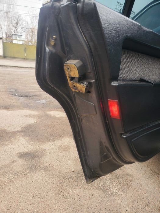 Продам Volvo 740GL