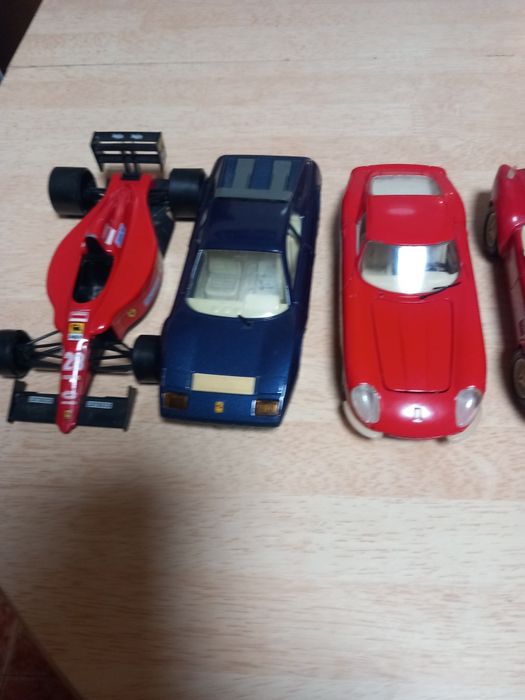 Vendo colecção carros burago