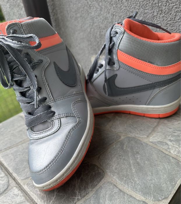 Sneakersy Nike Wolf 37,5