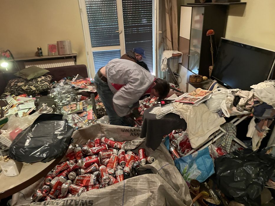 Oproznianie mieszkan domów po zmarlych meliny expresowe terminy