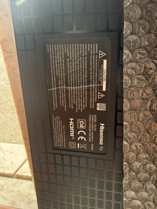 TV Hisense 75” 75U7Q Mini-LED 4K 144Hz - Ecrã Partido / Para Peças