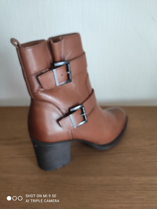 Skórzane botki roz 6(39)