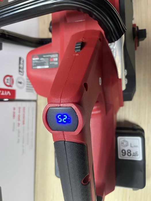 Пила акумуляторна Vitals AKZ 3640sx BL М18/ 1,8 кВт/ шина 40см/ Гарантія 3роки
