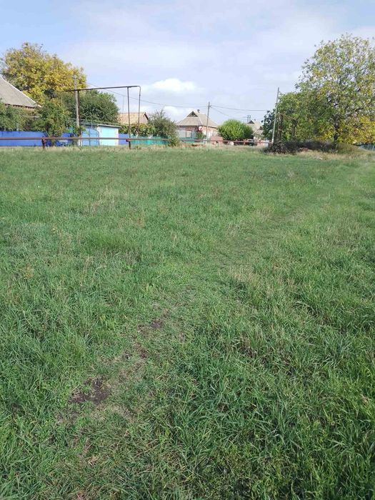 Продам земельну ділянку 0,15 га у селі Лозуватка ( Криворізький район)